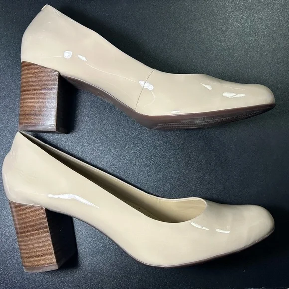 Marc Joseph Beige Glossy Heels - Picture 4 of 10